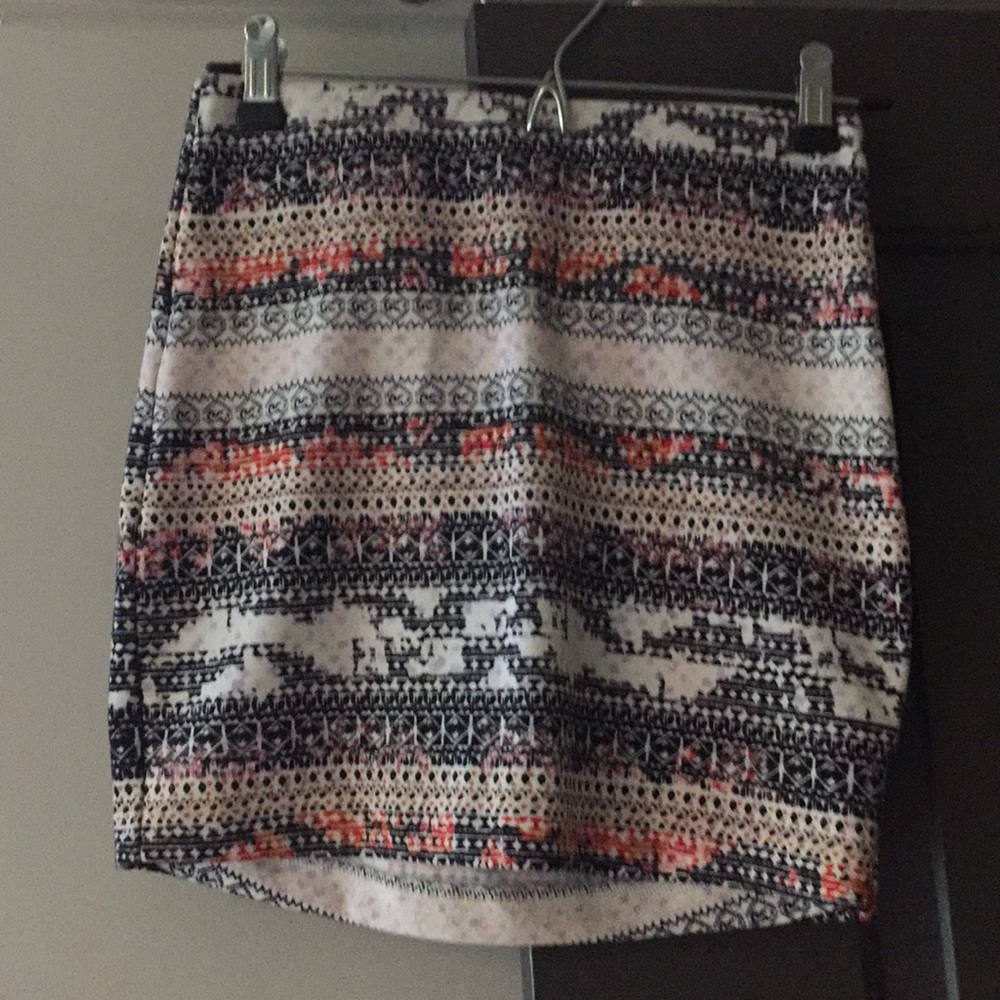 BCBGeneration tube skirt